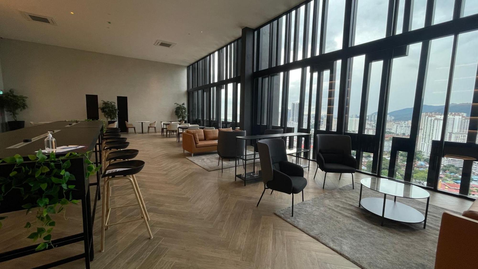 Beacon 2Br Infinity Pool - By Bnb4U George Town Bagian luar foto