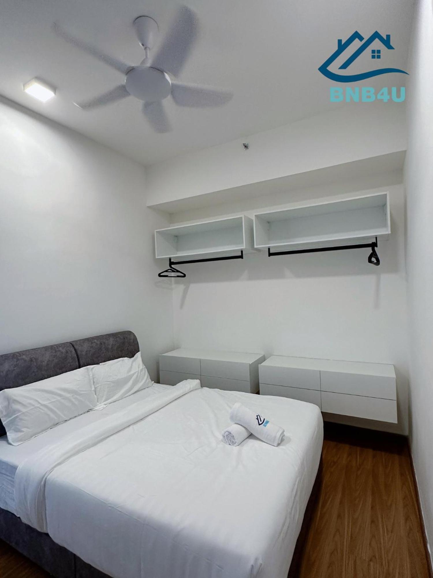 Beacon 2Br Infinity Pool - By Bnb4U George Town Bagian luar foto