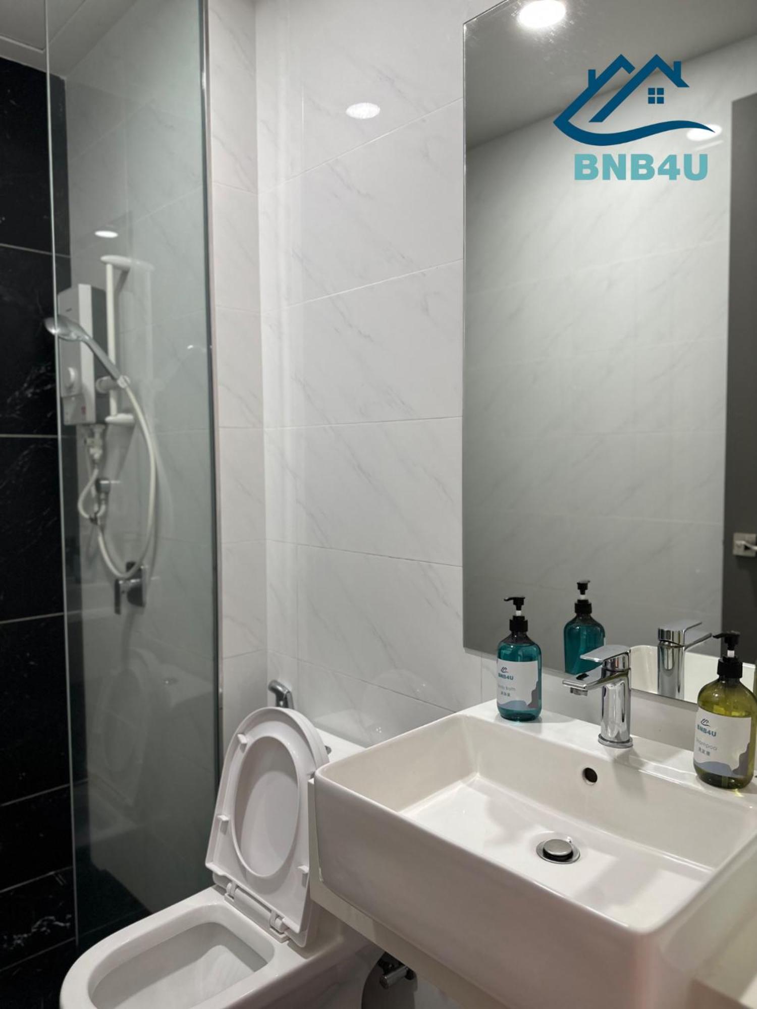 Beacon 2Br Infinity Pool - By Bnb4U George Town Bagian luar foto